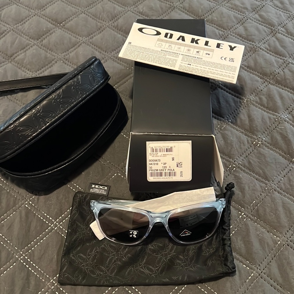 Oakley Prizm Grey Polarized Sunglasses